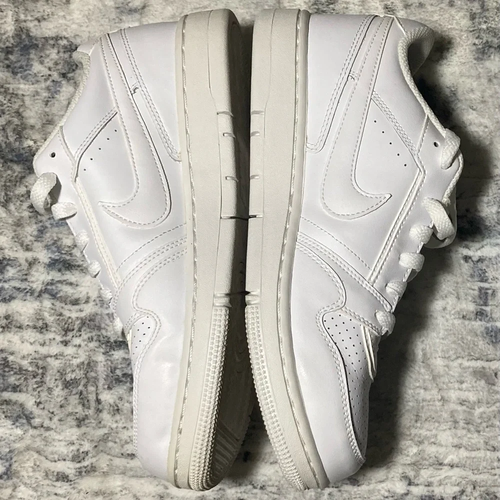 Nike Air Force 1 Low Casual Sneakers - Picture 7 of 9